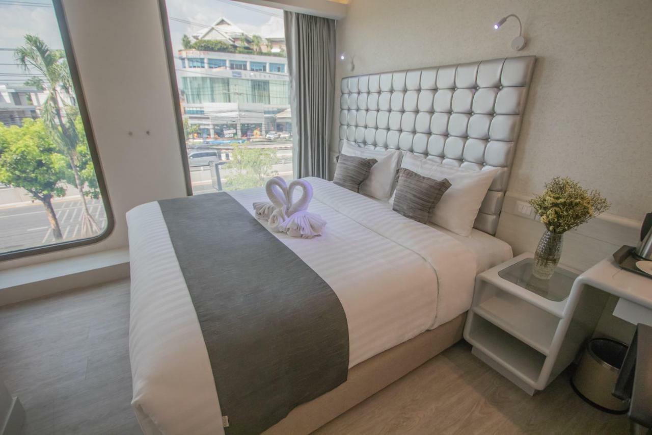 Justice Hotel Банкок Екстериор снимка